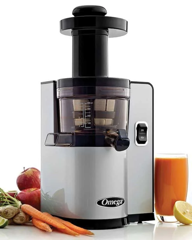 Best Juicers and Juice Extractors, Omega Vertical Slow Masticating Juicer.