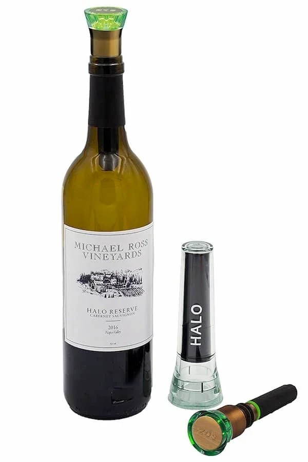 Best Gifts for Wine Lovers, Gift Ideas for Wine Lovers, Inexpensive Gift Ideas for Wine Lovers, Wine Lovers Gifts, Wine Gifts, Wine Preserving Bottle Stopper