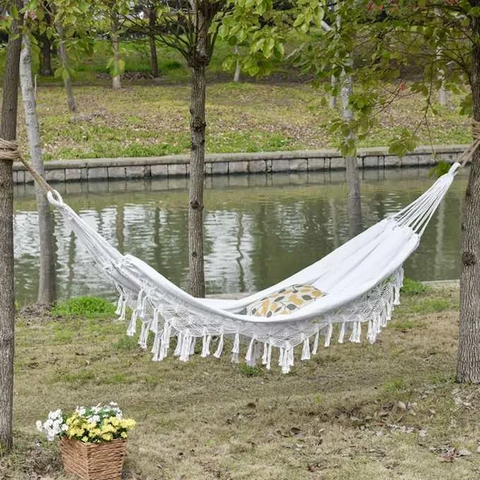 Best Backyard Hammocks, Hammocks for Camping, Hammock Swing, Tree Hammocks, portable hammocks, Boho Macrame Edge Backyard Hammock