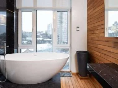 right freestanding tub faucet