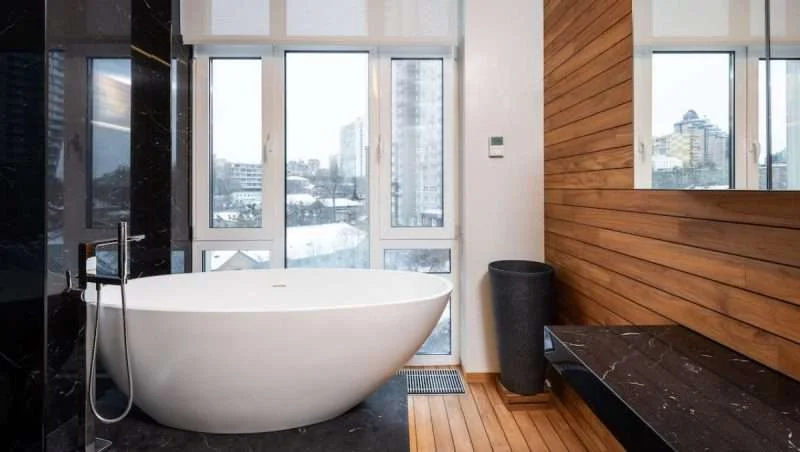 right freestanding tub faucet